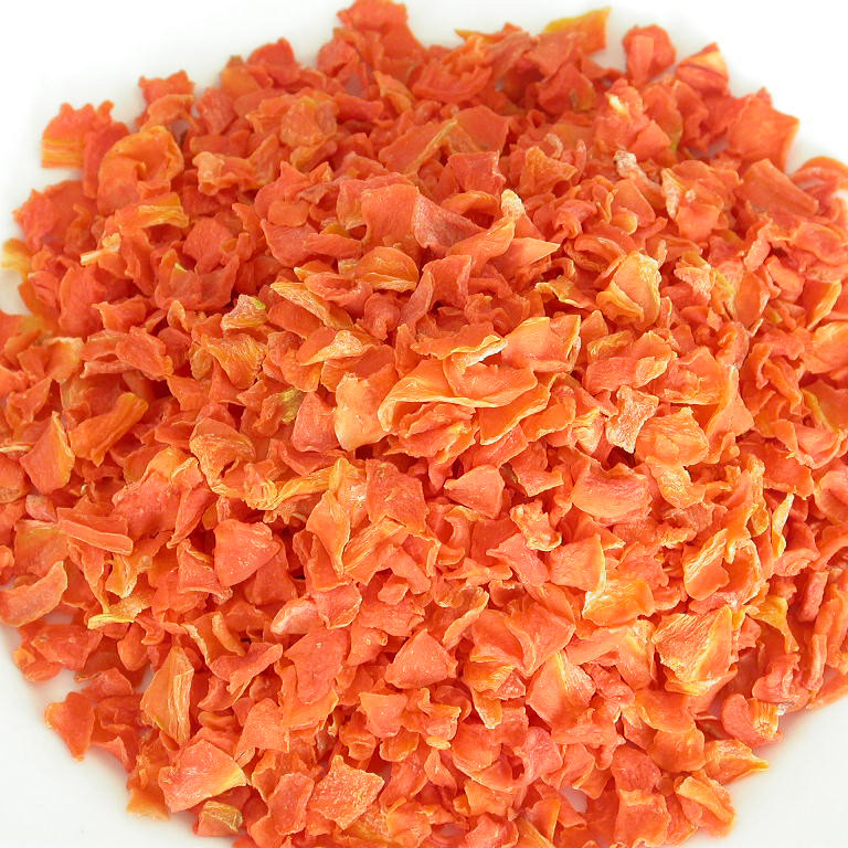 200% Vitamin A Dried Carrot Chips Dehydrated Carrot Flakes 3*3MM