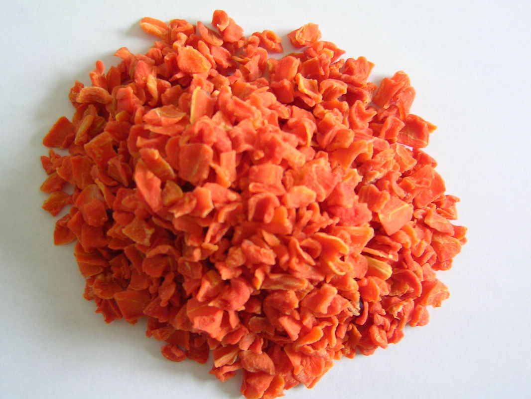 Szie 3x3x20mm Dehydrated Carrot Chips / Crispy Vegetable Chips 8% Sugar