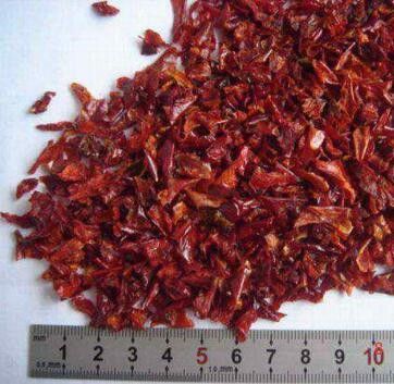 Red Natural Dried Dehydrated Bell Pepper Flakes 25kg / Carton 24 Months Shelf Life