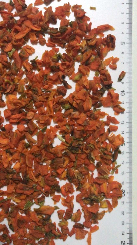 Feed Grade Dried Carrot Chips Orange Color With Dry Cool Place Storage