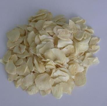 Whole Part Dried Garlic Granules Flakes Natural Garlic White Color Carton Packing