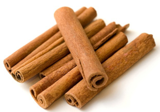 Dried Whole Cinnamon Sticks And Herbs With Extended Shelf Life