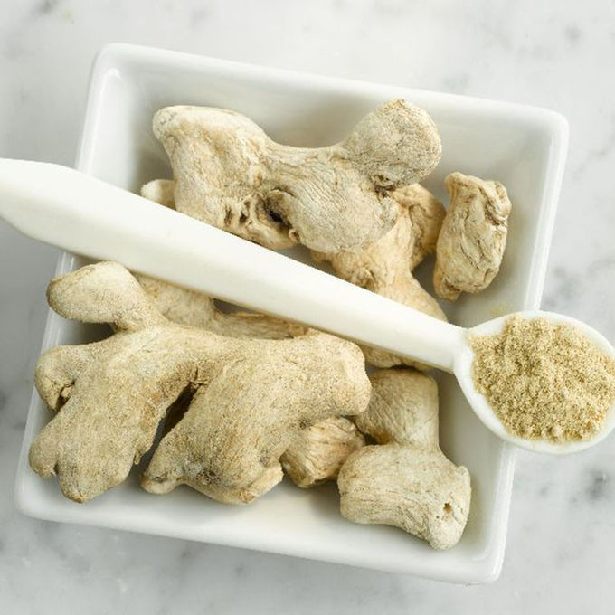 Chinese Healthy Dried Ginger Root Slices Natural Color HACCP Standard